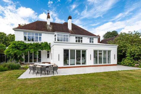 21 Lothians Road-external-2.jpg