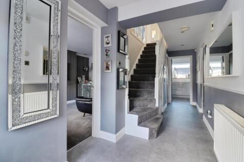 Entrance Hall - EweMove Cannock