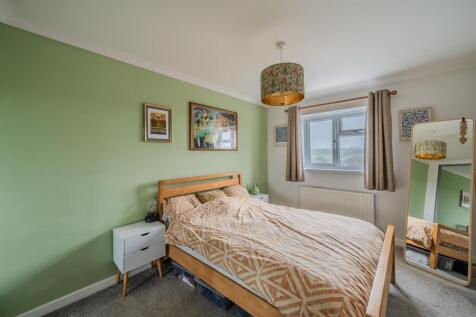 7 Coed-Y-Canddo Road-1.jpg