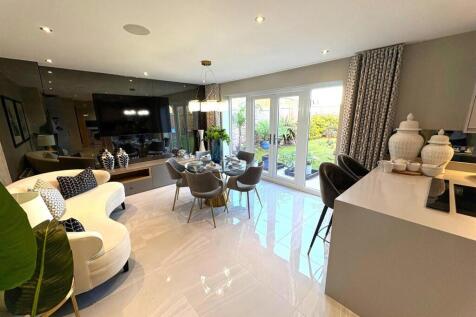 Kitchen / Dining / Living