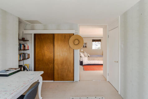 312802 - 50 Winchester Street-39.jpeg