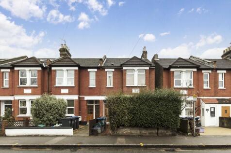 A refurbished one bedroom first floor maisonette with a large living room at the front and a separate kitchen and bathroom at the rear, there is also a separate study space leading to the private gard