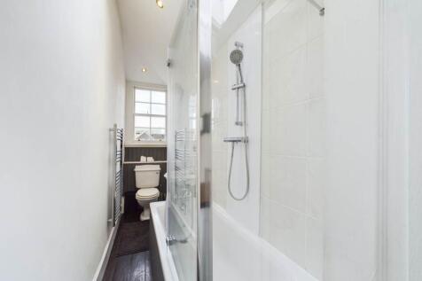 CAM01898G0-PR0131-ST