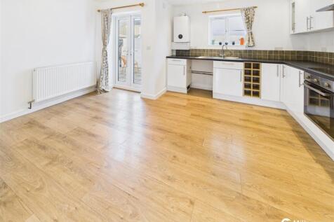 CAM05092G0-PR0133-STILL013.jpg
