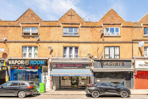 LONG LET. Well arranged over the first floor, this generous studio flat offers a bright and welcoming main room with space for a double bed, open-plan kitchen space and a shower room.