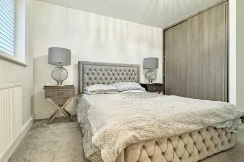 Master Bedroom.jpg