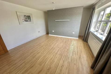 Bramleys Estate Agents - Abbey Close - Mirfield  (