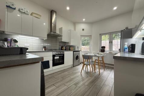 79 Colum Road Kitchen