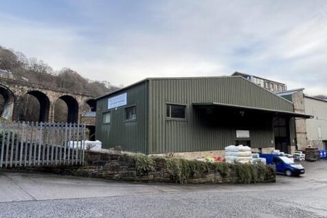 Light Industrial to rent in todmorden