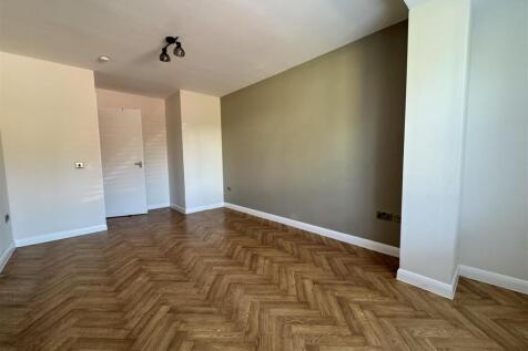 Photo 30-04-2025, 11 34 47 (1).jpg