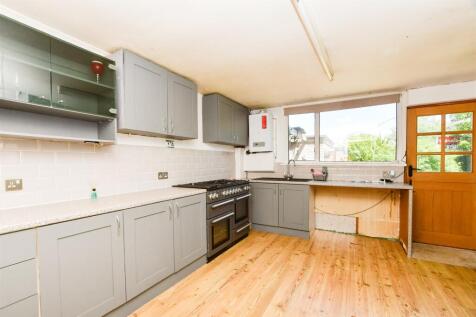 Kitchen/ Breakfast Room