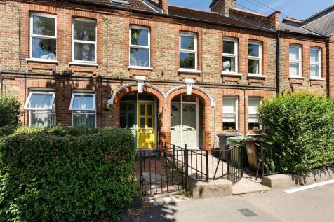 Hawarden Road, E17