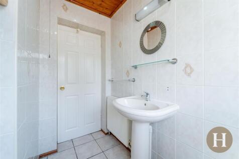 Hadleigh Estate Agents-2.jpg
