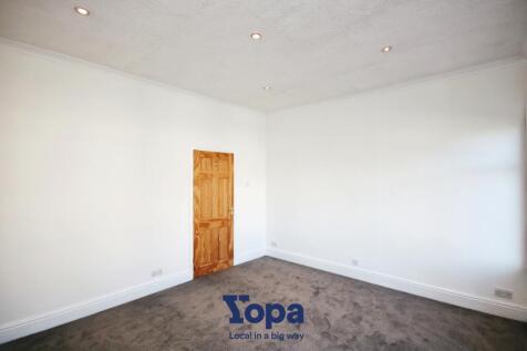 Master 20Bedroom 203.JPG