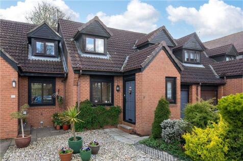 6 Barleyfields Court