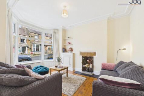 Bright front Lounge with bay windows