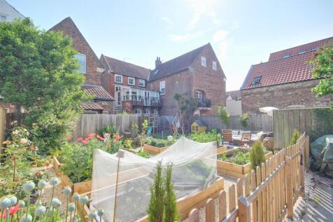 Old Coaching (6).jpg