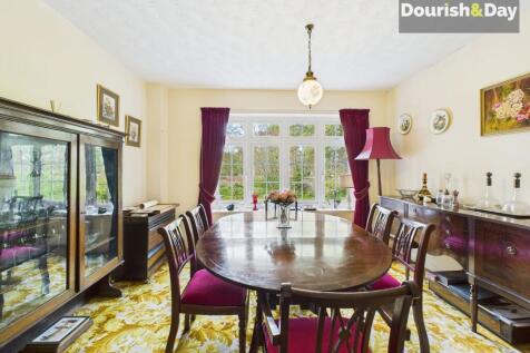 Separate Dining Room