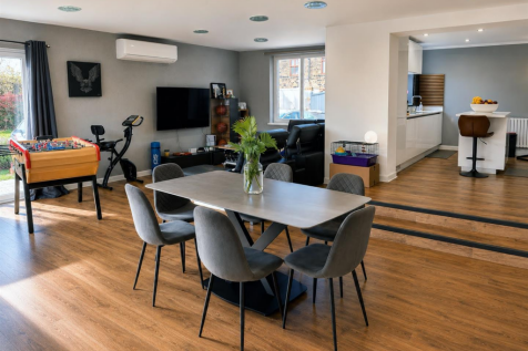 LIVING DINING ROOM