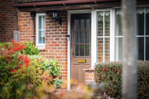 2-Gayton-Close-31.jpg