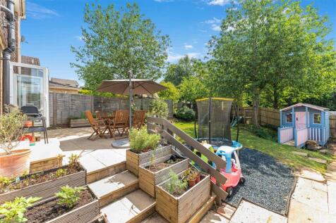 11 Washle Drive, Middleton Cheney-19.jpg