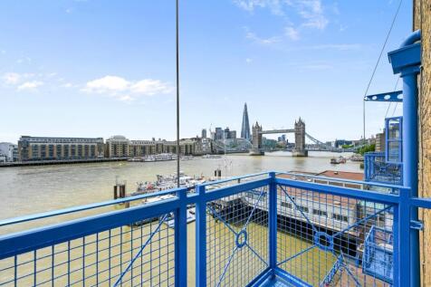 TEC - 19 Millers Wharf - Balcony1 (1).jpg