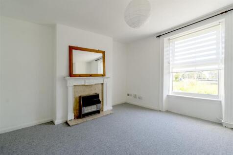 Living Room.jpg