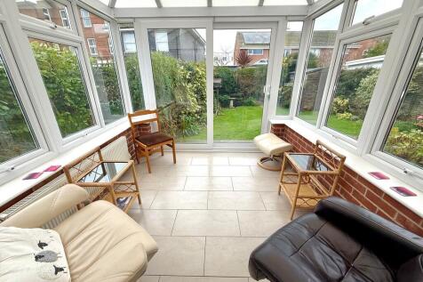 121 Mallon Dene C...