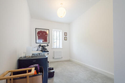 8 Janes Grove Emp...