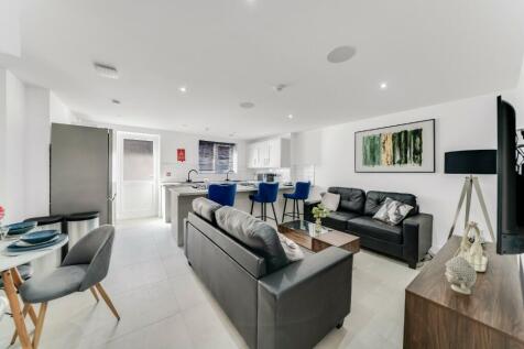 6 Bedroom Terraced in L15 1HG