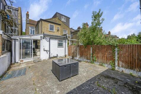 26 chesterfield Road-23.jpg