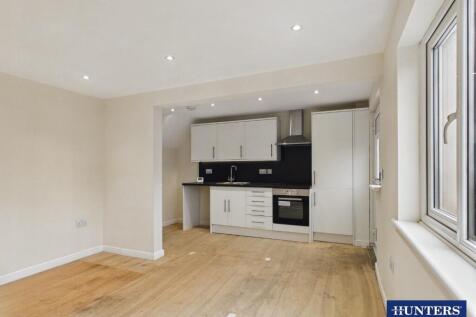 Kitchen & Family Room