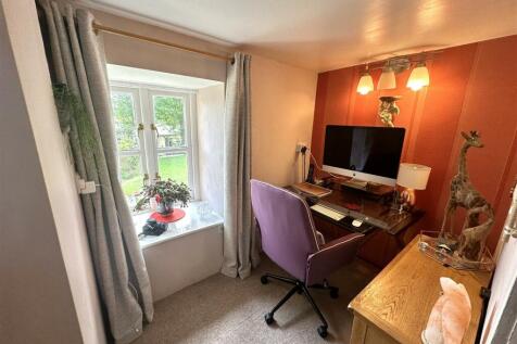 Off Hallway - Office