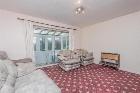 Living Room: