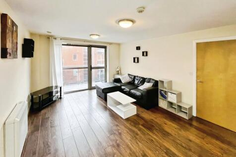 Deposit free option available //Fully Furnished //Allocated parking included //Balcony //Local shops and restaurants nearby //Few minute walk to Leeds station