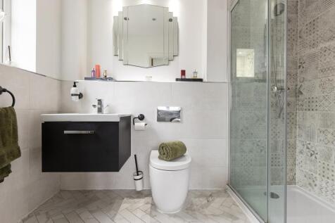 Ensuite To Principal Bedroom