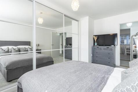 2 Archer Close (9).jpg