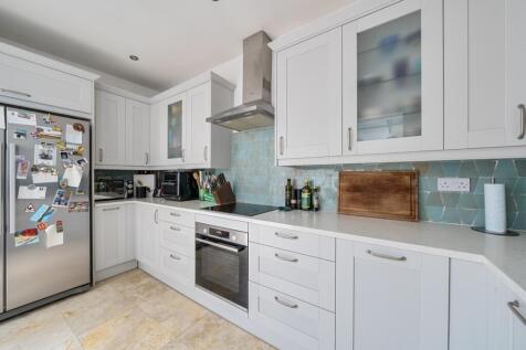 1435162-16-69c674...