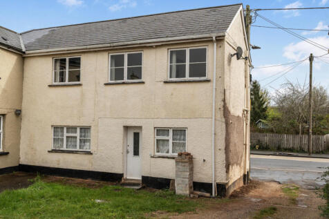 82 Exeter Road Front