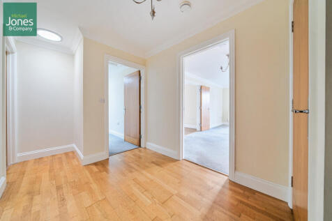 ab528145-2f03-499...