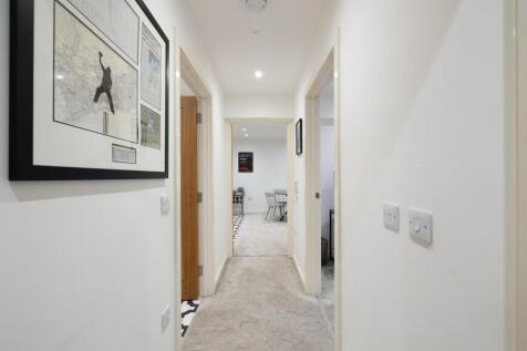 1 bed, 1 bath Flat in Bristol - Photo 8