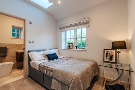 Annexe - Bedroom Two