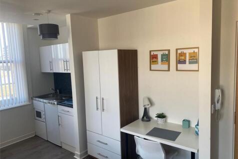 Flat in SR1 1HZ