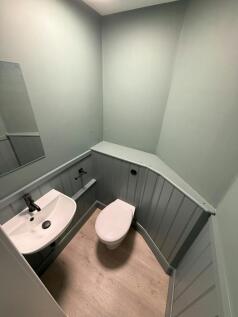 Toilet 1.jpg