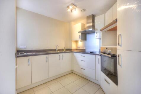 26tudorrosecourtsouthseaphoto1.jpg