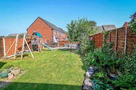 8 Ridley Close-14.jpg