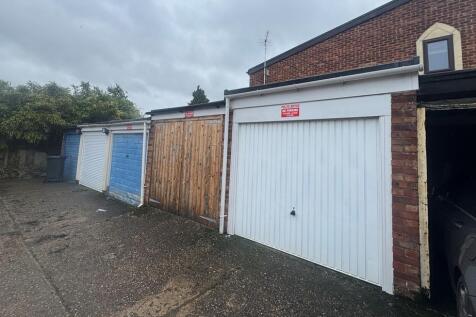 garage.jpg