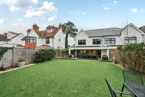 1388545-22-693c03...