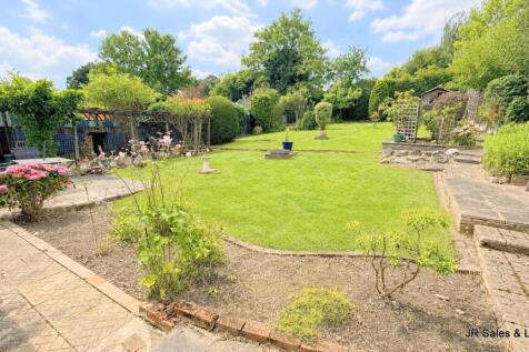 South West Facing Garden