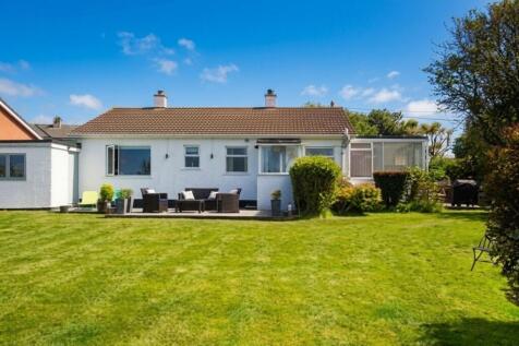 Wide, Sunny Gardens